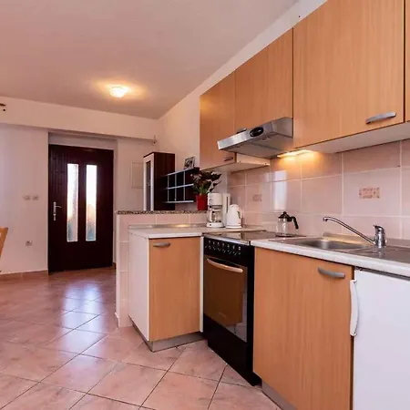 Apartment In Vrbnik/insel Krk 36856